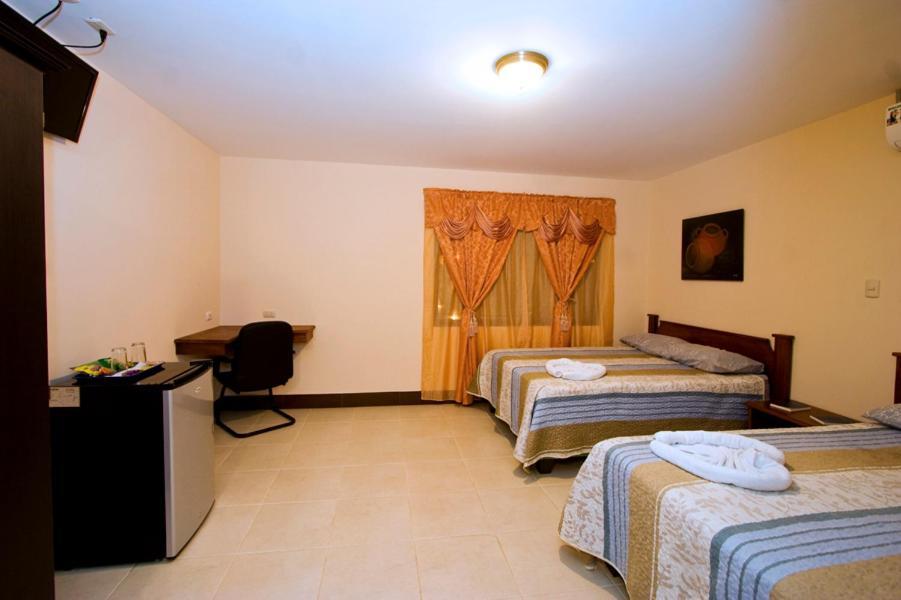 Hotel El Cerro Liberia Exteriör bild