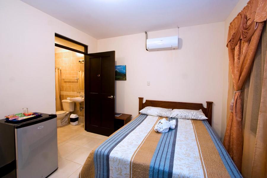 Hotel El Cerro Liberia Exteriör bild