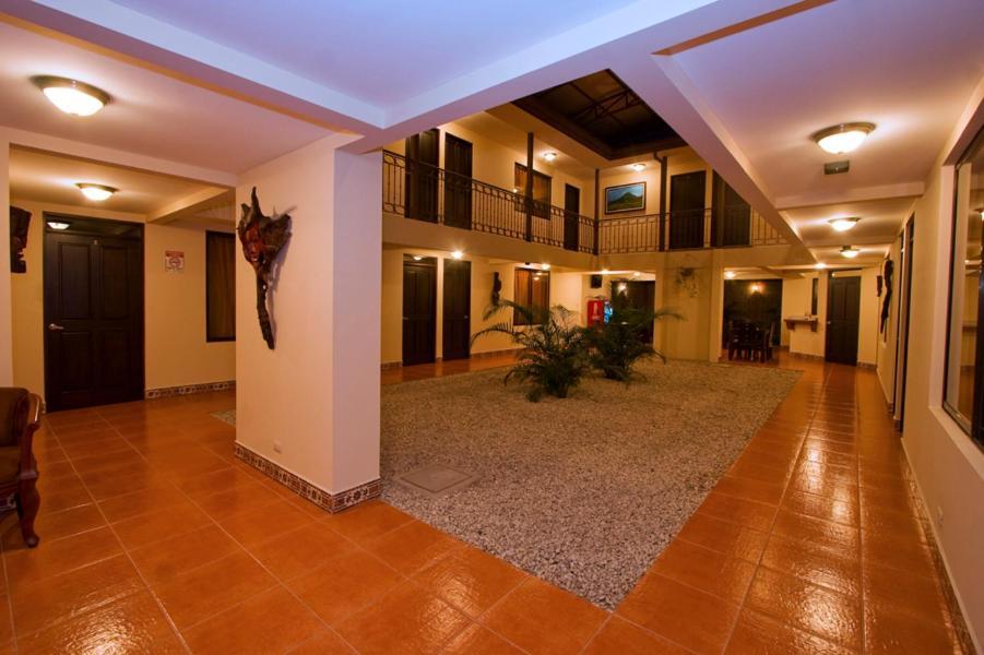Hotel El Cerro Liberia Exteriör bild