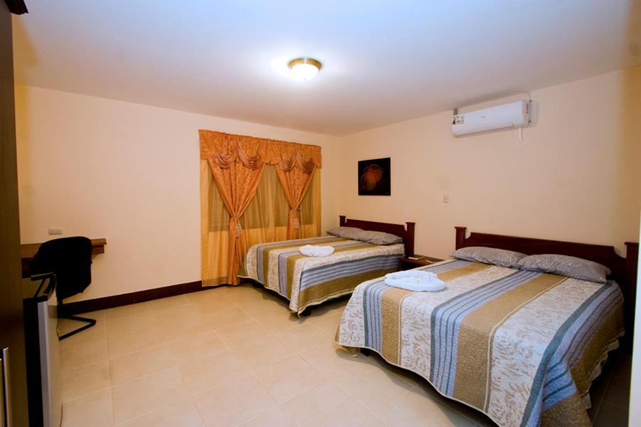 Hotel El Cerro Liberia Exteriör bild